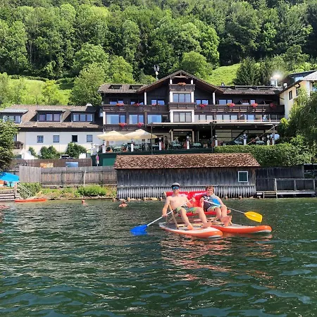 Otel Gruenberg Am Gmunden