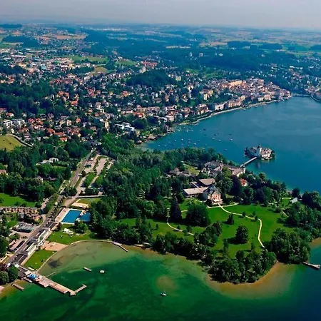 Hotel Grünberg Am 3*