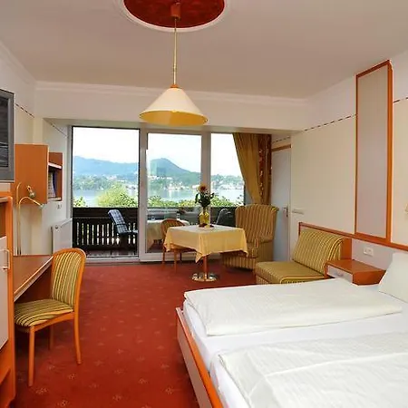 Grünberg Am Hotel 3*